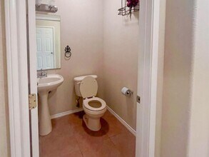 332 Kahlo Loop in Laredo, TX - Building Photo - Building Photo