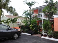 7209 Boca Ciega Dr in St Pete Beach, FL - Foto de edificio - Building Photo