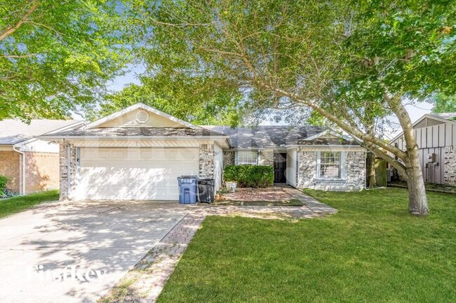 property at 234 Rockwall Pkwy