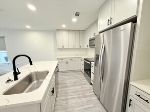 1224 N X St in Pensacola, FL - Building Photo - Building Photo