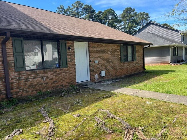 property at 2644 Fieldstone View Ln SE