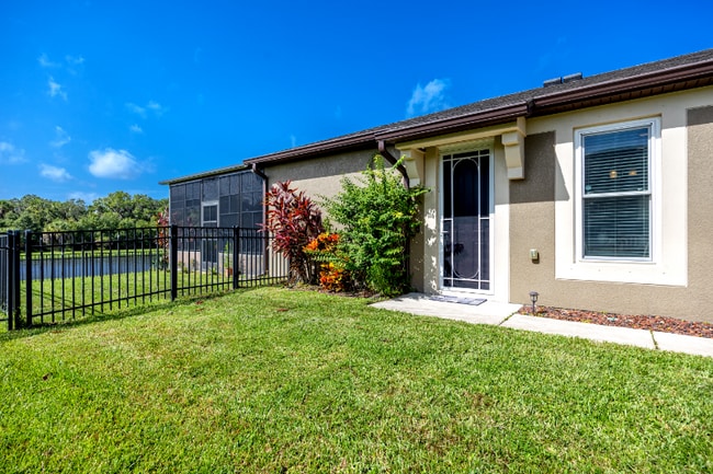 9873 50th St Cir E in Parrish, FL - Foto de edificio - Building Photo