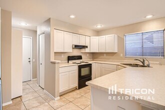 5072 W Boston Way S in Chandler, AZ - Building Photo - Building Photo
