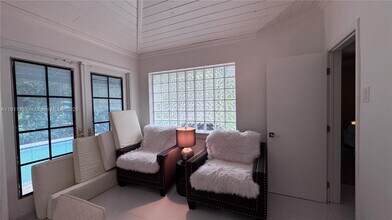 1332 Van Buren St in Hollywood, FL - Building Photo - Building Photo