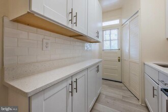 2341 40th St NW in Washington, DC - Building Photo - Building Photo