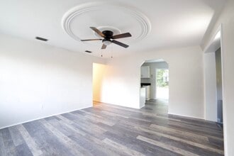 113 Astor St in Daytona Beach, FL - Building Photo - Building Photo