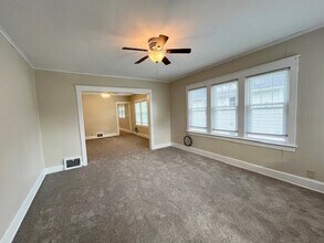 40 Kneeland Ave in Binghamton, NY - Building Photo - Building Photo