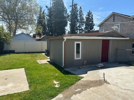 934 E Andrews Ave in Fresno, CA - Building Photo