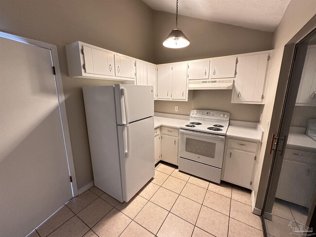 8386 Carl Dean St in Pensacola, FL - Building Photo - Building Photo