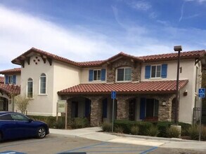 Cielo Azul in Palmdale, CA - Foto de edificio - Building Photo
