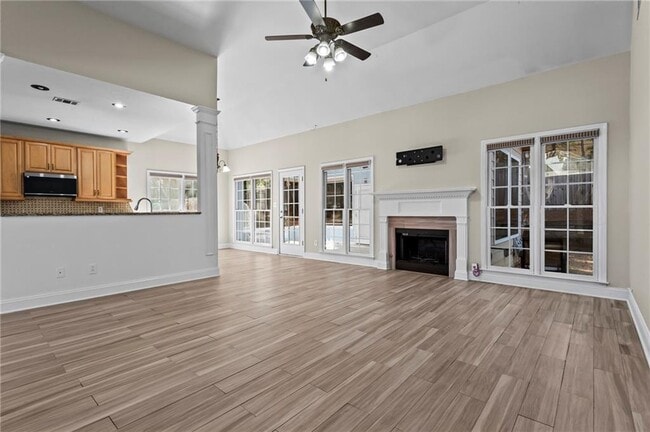 3030 Northcliff Dr in Suwanee, GA - Building Photo - Building Photo