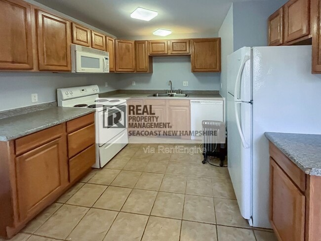 property at 34 W 1st St