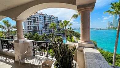 7241 Fisher Island Dr in Miami Beach, FL - Building Photo - Building Photo