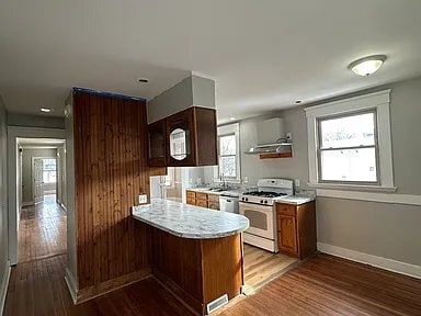 73 Sachem St in New Haven, CT - Building Photo - Building Photo