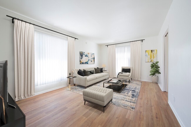 Gayley Manor Apartments