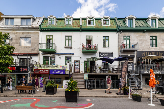 1665 Saint-Denis in Montréal, QC - Building Photo - Building Photo