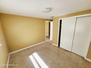6067 Longchamp Dr in Jacksonville, FL - Building Photo - Building Photo