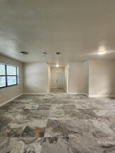 7750 NW 14th Pl in Miami, FL - Building Photo - Building Photo