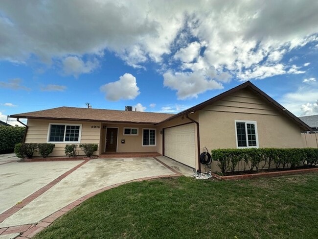 6906 Birchton Ave in Los Angeles, CA - Building Photo - Building Photo