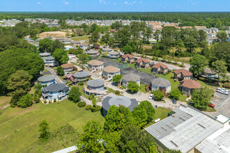 Island Green Tree Top Quads in Myrtle Beach, SC - Building Photo - Building Photo