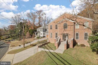 2659 Military Rd in Arlington, VA - Building Photo - Building Photo