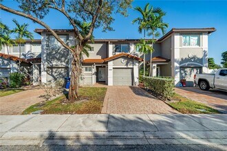 2889 SW 129th Way in Miramar, FL - Building Photo - Building Photo