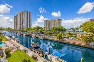 1650 NE 115th St, Unit 310 in Miami, FL - Building Photo