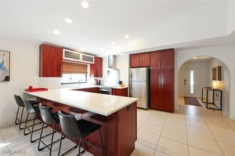 648 96th Ave N in Naples, FL - Building Photo - Building Photo