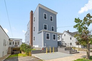 76 Crotona Ave in Harrison, NY - Building Photo