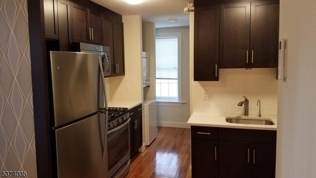 property at 11 Union Pl