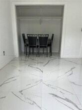 1081 NW 185th Dr in Miami, FL - Building Photo - Building Photo