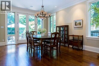 282 Dalewood Dr in Oakville, ON - Building Photo - Building Photo