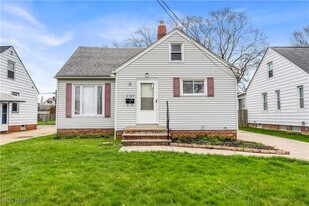 6309 Archmere Ave in Brooklyn, OH - Building Photo