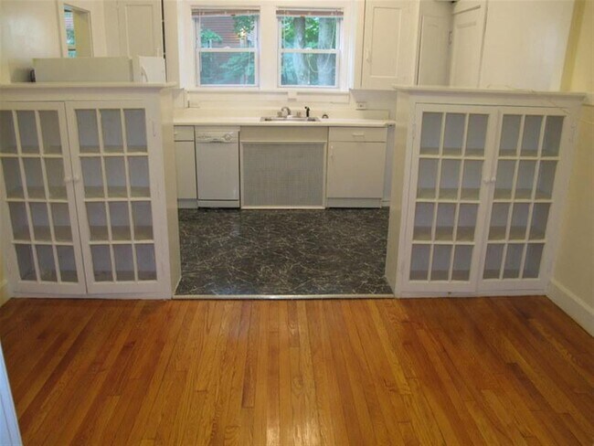 1 Langdon Sq, Unit 1 in Cambridge, MA - Building Photo - Building Photo