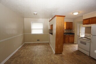 4512 Sunflower Ave in Louisville, KY - Building Photo - Building Photo