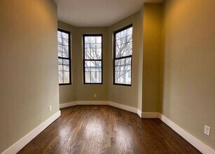 1076 Greene Ave, Unit 2 in Brooklyn, NY - Building Photo - Building Photo