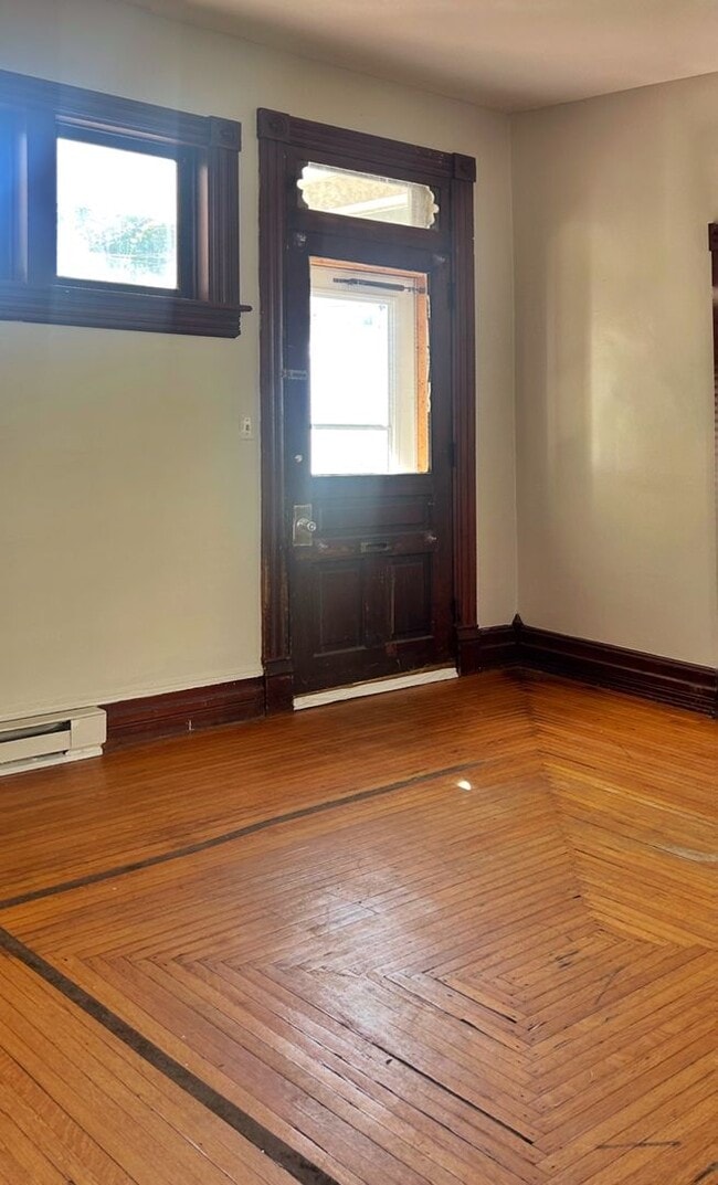 1116 Main St in Slatington, PA - Building Photo - Building Photo