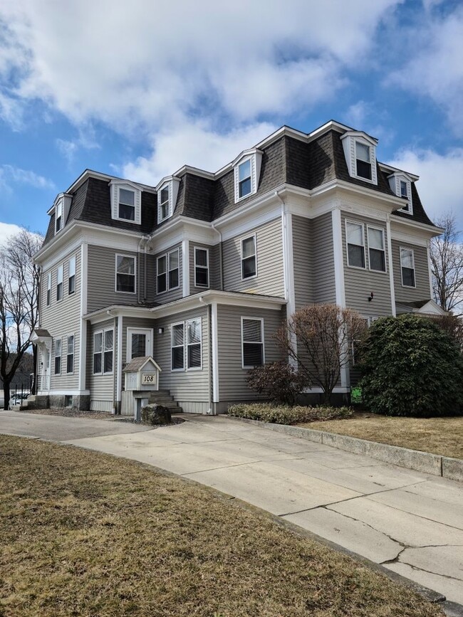 property at 108 N Main St