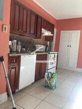 19 Euston St in Brookline, MA - Building Photo - Building Photo