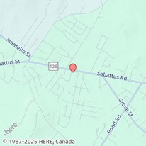 2 Hartley St in Lewiston, ME - Building Photo