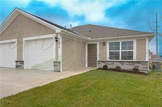 21013 E 8th St S in Independence, MO - Building Photo - Building Photo