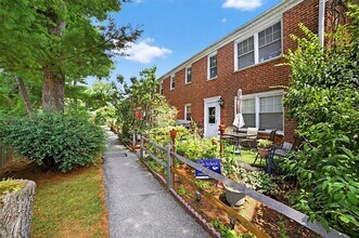 100 Cedar St in Dobbs Ferry, NY - Building Photo - Building Photo