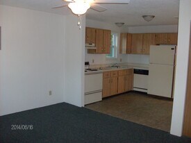 1220 Saline Rd in Fenton, MO - Building Photo