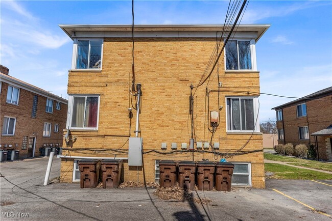 property at 18963 Hilliard Blvd
