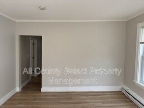 143 S Elm St in Haverhill, MA - Building Photo - Building Photo