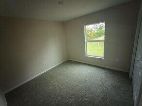 1108 NE 33rd Terrace in Cape Coral, FL - Building Photo - Building Photo