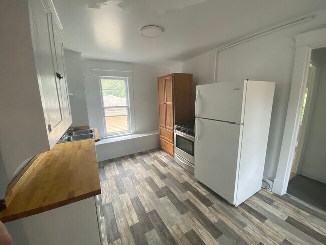 property at 720 Oak St
