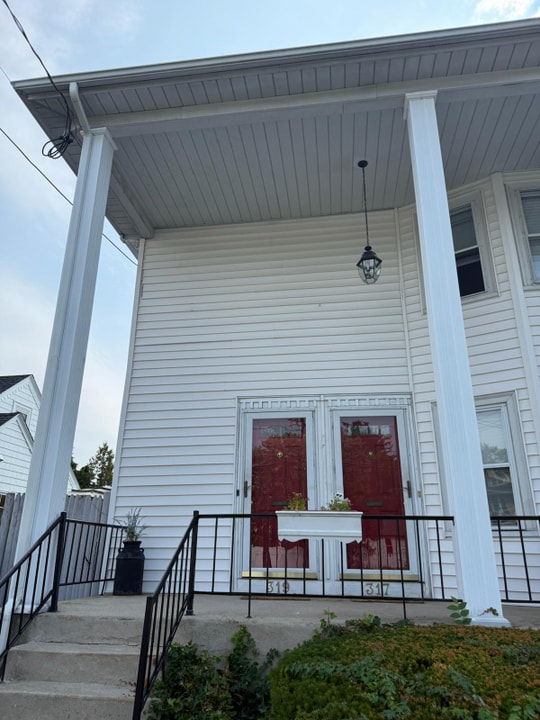 317 Smithfield Ave in Pawtucket, RI - Building Photo