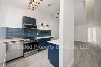 5218 Stacy St in West Palm Beach, FL - Building Photo - Building Photo