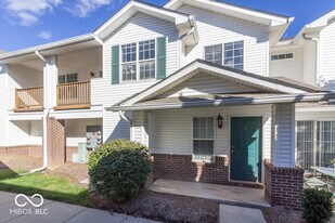 4950 Potomac Square Way in Indianapolis, IN - Building Photo